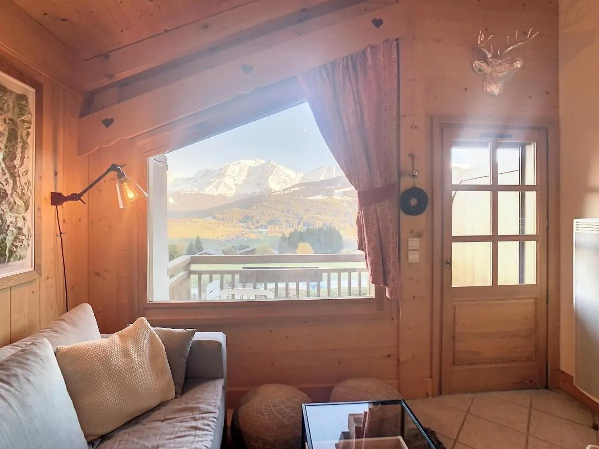 Duplex 4 Pieces Avec Parking Et Wifi Au Pied Des Pistes - Fr-1-560-83 Apartment Combloux 0*,  France