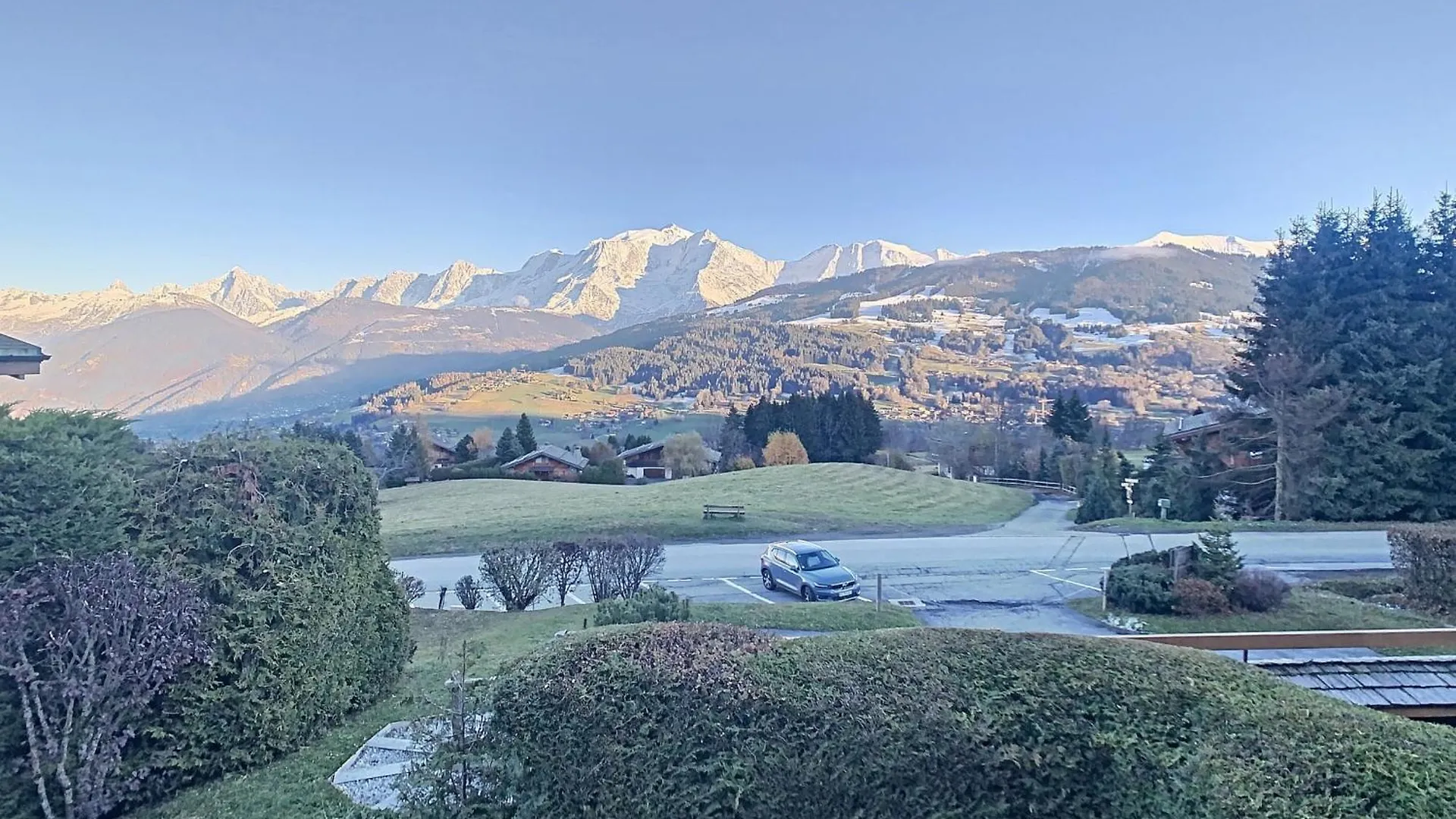 Duplex 4 Pieces Avec Parking Et Wifi Au Pied Des Pistes - Fr-1-560-83 Apartment Combloux 0*,  France